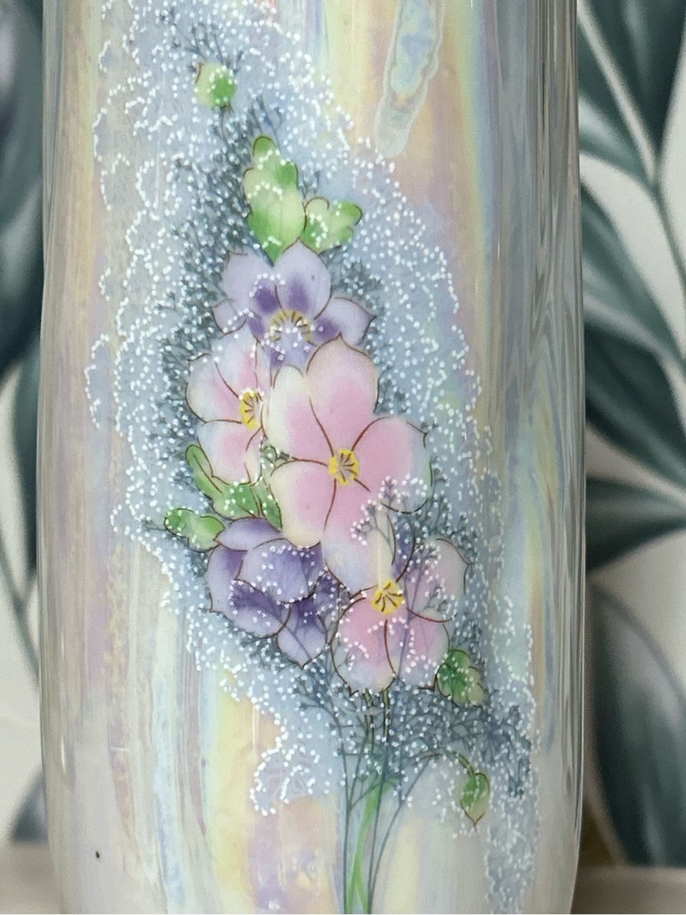 Vintage Opalescent Lustreware Bud Vase - Picture 7 of 9
